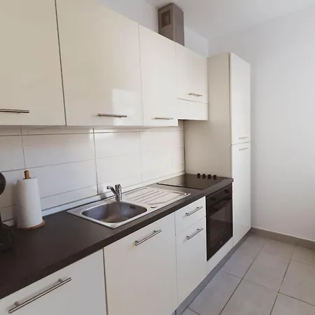 House Petar 1 בית נופש זאדאר