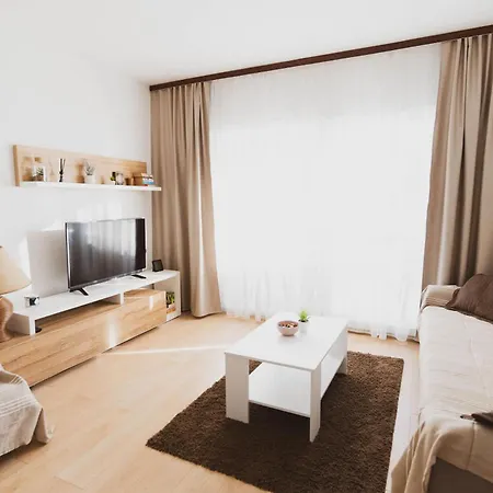 House Petar 1 *