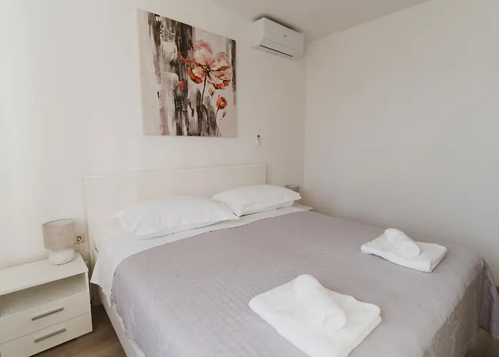 House Petar 1 בית נופש זאדאר