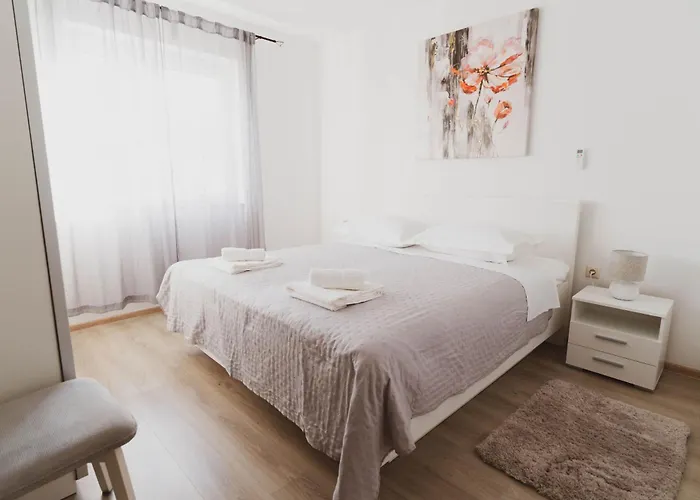 House Petar 1 * זאדאר